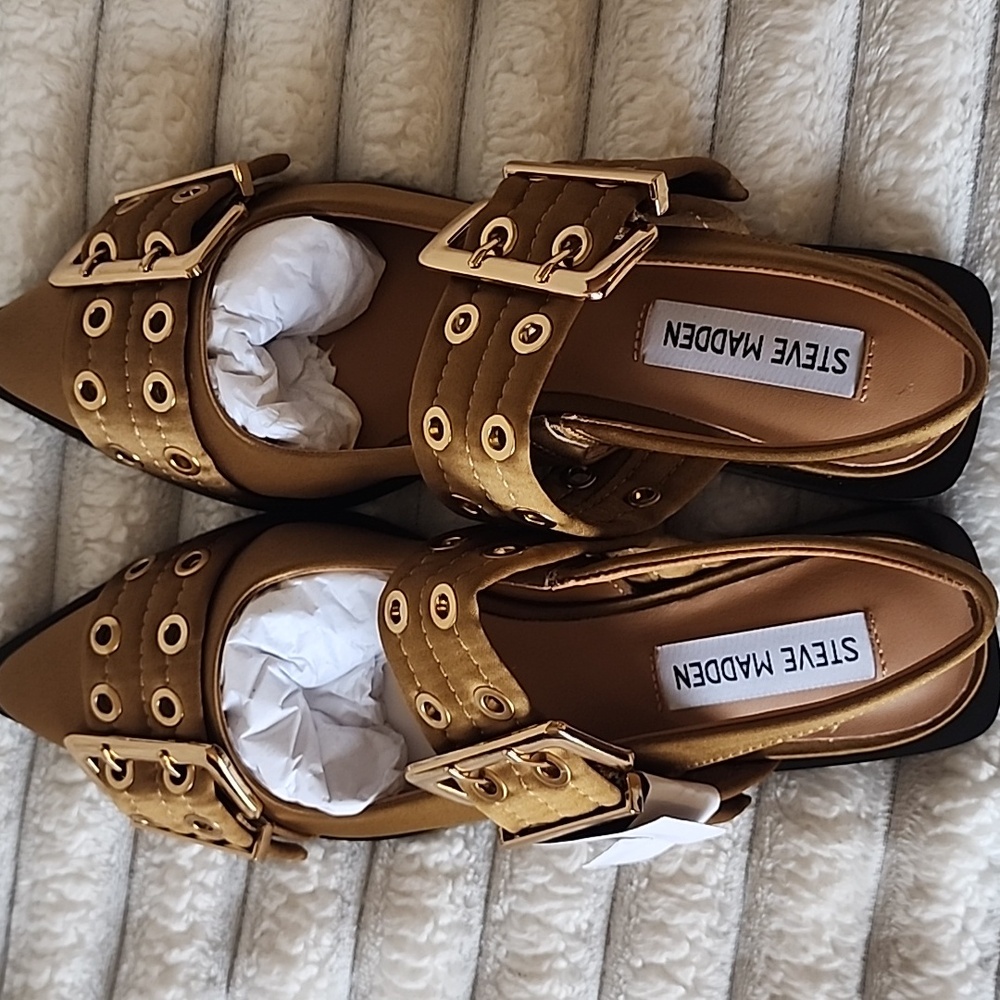 Steve Madden Graya Olive Green Satin Slingback Flats With Gold Hardware - Picture 4 of 6